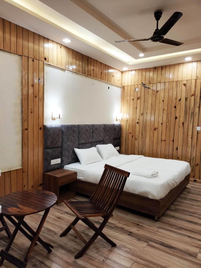 Qcent Woods Resort & Spa, Rishīkesh Zewnętrze zdjęcie