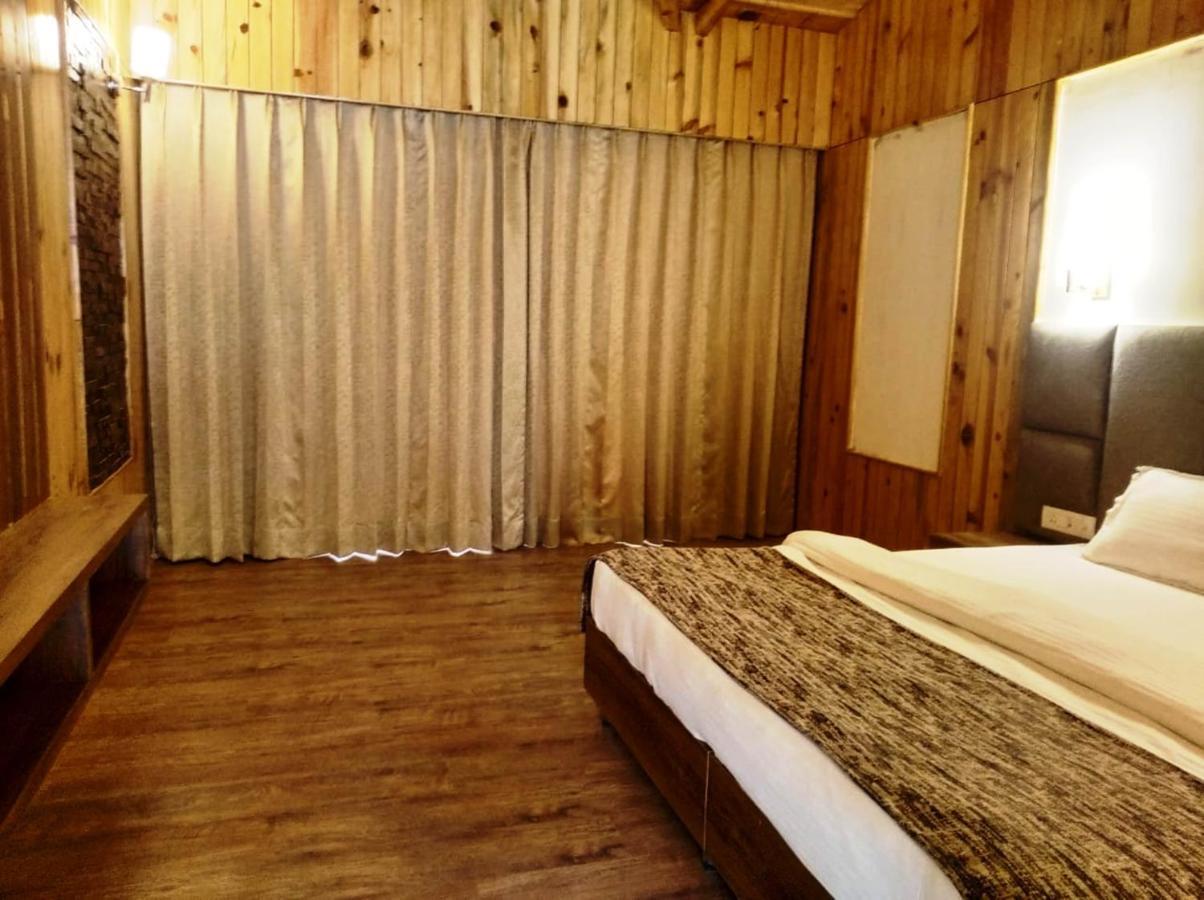 Qcent Woods Resort & Spa, Rishīkesh Zewnętrze zdjęcie