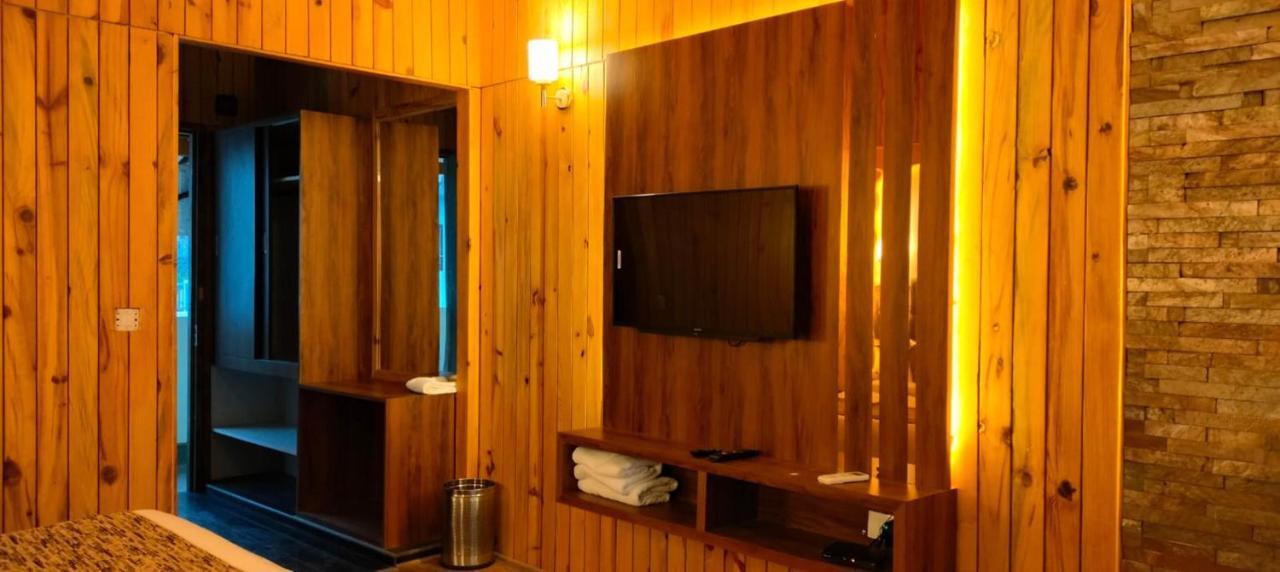 Qcent Woods Resort & Spa, Rishīkesh Zewnętrze zdjęcie