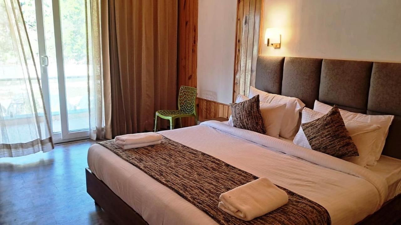 Qcent Woods Resort & Spa, Rishīkesh Zewnętrze zdjęcie