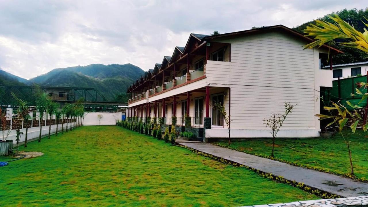 Qcent Woods Resort & Spa, Rishīkesh Zewnętrze zdjęcie