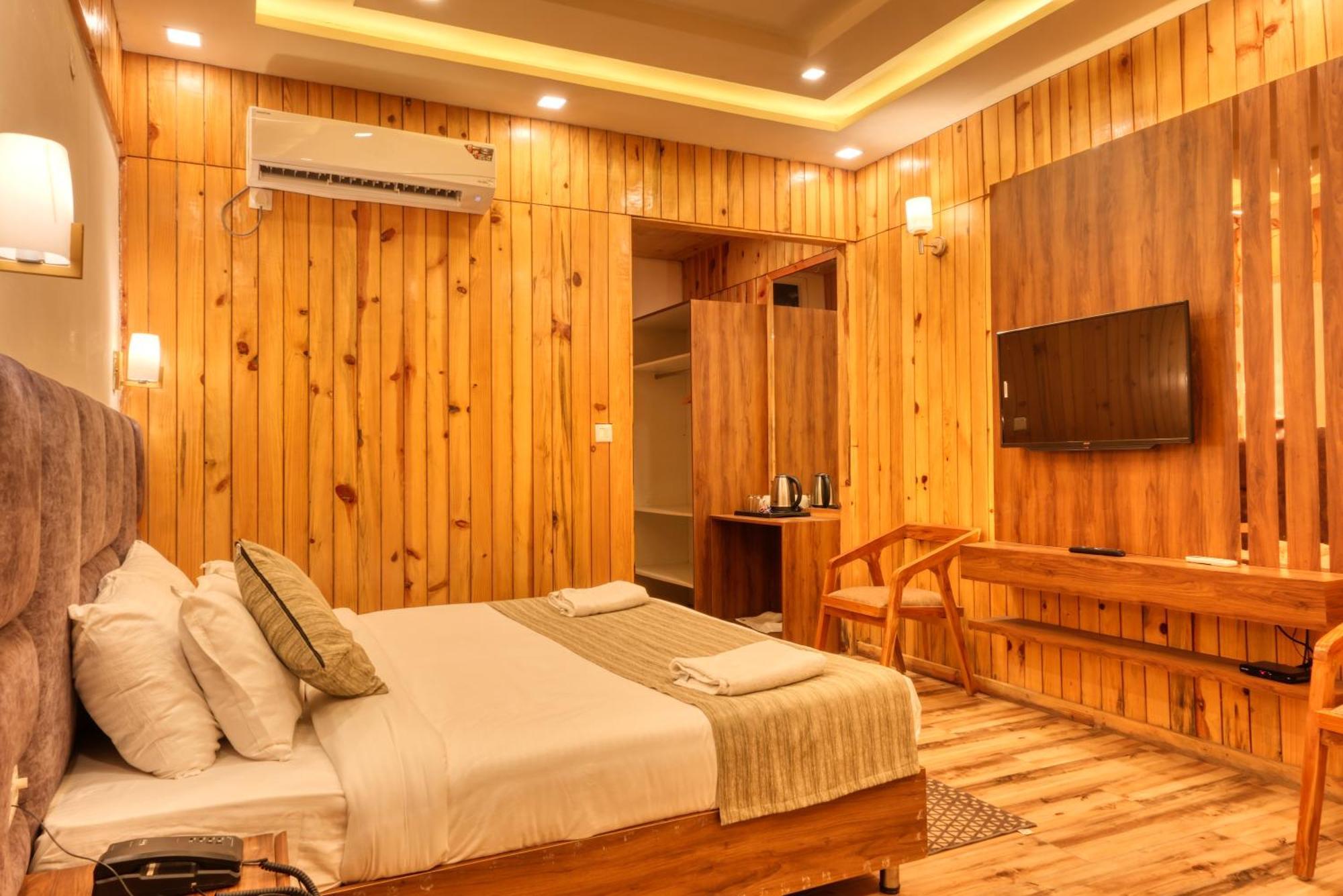 Qcent Woods Resort & Spa, Rishīkesh Zewnętrze zdjęcie