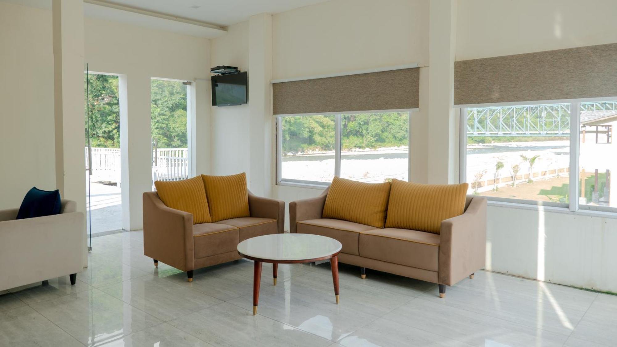 Qcent Woods Resort & Spa, Rishīkesh Zewnętrze zdjęcie