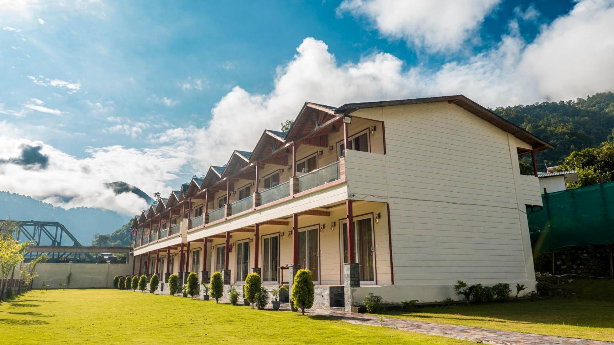 Qcent Woods Resort & Spa, Rishīkesh Zewnętrze zdjęcie